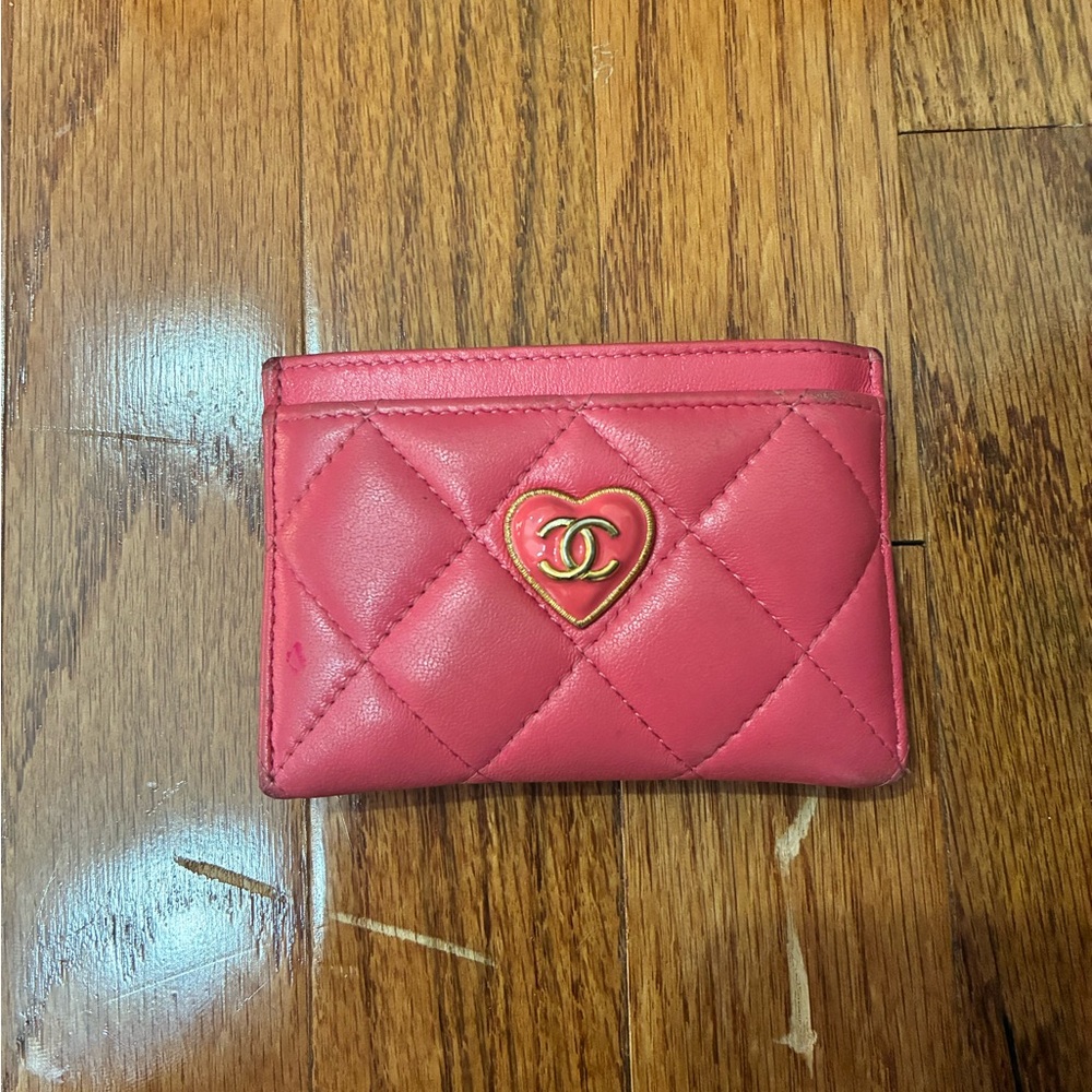 Chanel lambskin enamel heart card holder